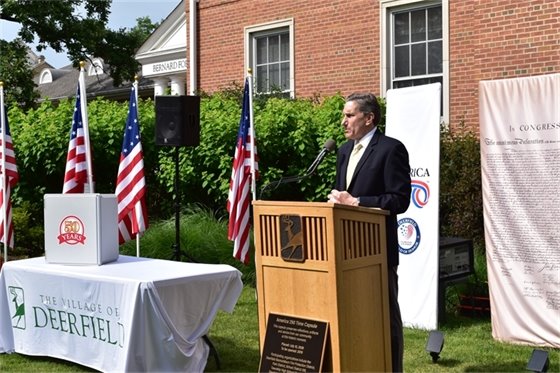 Mayor Shapiro speaks at time capsule ceremony